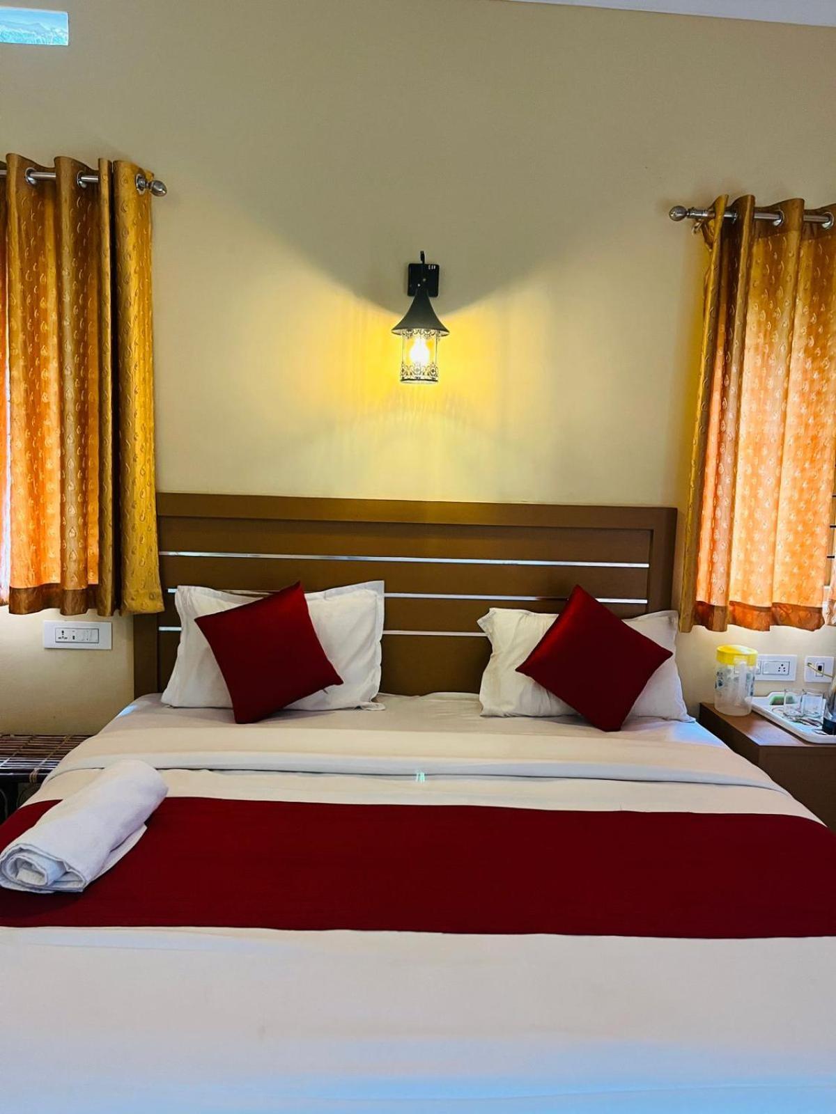 Dream Casa Apartment Anachal ภายนอก รูปภาพ